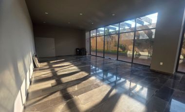 VENTA/RENTA DEPARTAMENTO PENTHOUSE, CONDOMINIO AIRA JURICA, QUERETARO