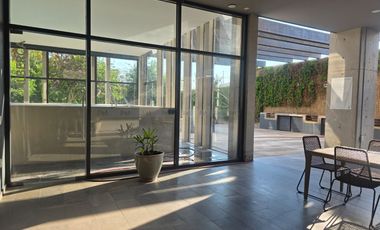 VENTA/RENTA DEPARTAMENTO PENTHOUSE, CONDOMINIO AIRA JURICA, QUERETARO