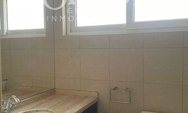 Arriendo espaciosa casa en la comuna de Huechuraba
