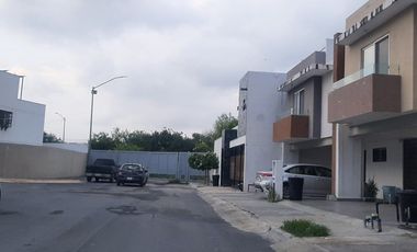 CASA EN RENTA EN APODACA NUEVO LEON, ZONA VALLE LA RIOJA, PRIVADA, SECTOR ASTURIA, EQUIPADA BASICO, DOBLE ACCESO AUTOMATIZADO CONTROLADO