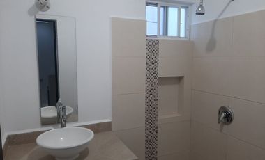 CASA EN RENTA EN APODACA NUEVO LEON, ZONA VALLE LA RIOJA, PRIVADA, SECTOR ASTURIA, EQUIPADA BASICO, DOBLE ACCESO AUTOMATIZADO CONTROLADO