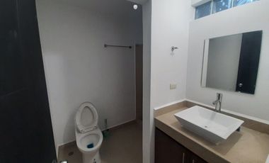 CASA EN RENTA EN APODACA NUEVO LEON, ZONA VALLE LA RIOJA, PRIVADA, SECTOR ASTURIA, EQUIPADA BASICO, DOBLE ACCESO AUTOMATIZADO CONTROLADO