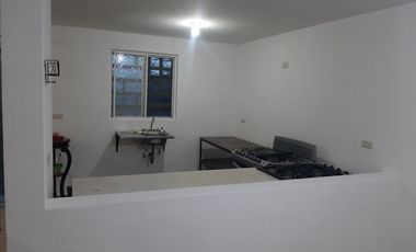 CASA EN RENTA EN APODACA NUEVO LEON, ZONA VALLE LA RIOJA, PRIVADA, SECTOR ASTURIA, EQUIPADA BASICO, DOBLE ACCESO AUTOMATIZADO CONTROLADO