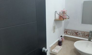CASA EN RENTA EN APODACA NUEVO LEON, ZONA VALLE LA RIOJA, PRIVADA, SECTOR ASTURIA, EQUIPADA BASICO, DOBLE ACCESO AUTOMATIZADO CONTROLADO
