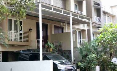 Di Jual dan Di Sewakan Rumah Townhouse Jatipadang Pasar Minggu