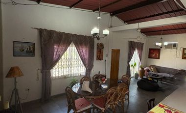 VILLAMIL PLAYAS SE ALQUILA CASA UN PISO LOTIZACION CORALESA