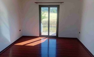 Se vende o arrienda casa en Santa Cruz
