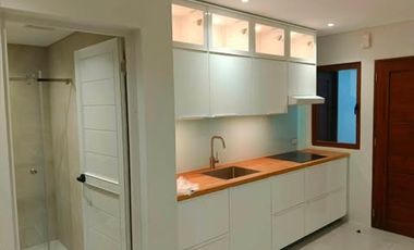 3BR Townhouse for rent in Makati City
