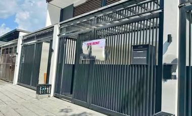 3BR Townhouse for rent in Makati City