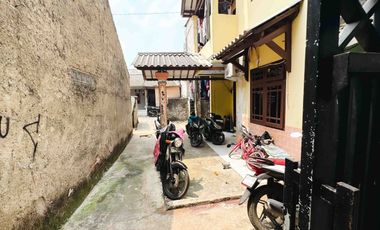 Dijual Indekos 2 Lantai Kembangan Via Lelang