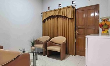 Disewakan Rumah Full Furnish Batununggal Indah LT240 Siap Huni