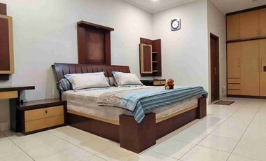 Disewakan Rumah Full Furnish Batununggal Indah LT240 Siap Huni