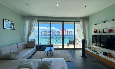 🌴 Beachfront Condo with Foreign Quota in Prime Wongamat Area