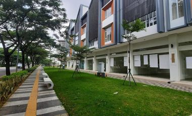 Peluang Bisnis! Sewa Ruko 3 Lantai di Cleon Park Jgc Cakung - Dekat Aeon & Siap Huni !! (028)