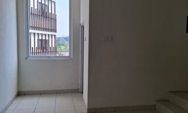Peluang Bisnis! Sewa Ruko 3 Lantai di Cleon Park Jgc Cakung - Dekat Aeon & Siap Huni !! (028)