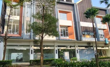 Peluang Bisnis! Sewa Ruko 3 Lantai di Cleon Park Jgc Cakung - Dekat Aeon & Siap Huni !! (028)