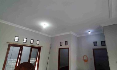 Di jual cling bersih siap huni murah di Fajar indah