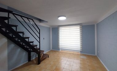 Arriendo Casa Remodelada 2 Pisos – 2 Dormitorios + 1 Baño en San Bernardo Condominio Valle Nevado
