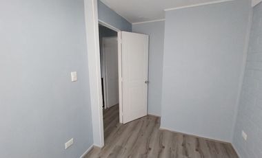 Arriendo Casa Remodelada 2 Pisos – 2 Dormitorios + 1 Baño en San Bernardo Condominio Valle Nevado