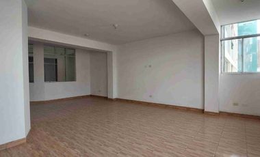 ✨Se vende Departamento con ascensor directo, amplios espacios y comodidad✨