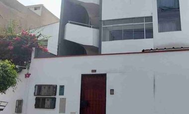 ✨Se vende Departamento con ascensor directo, amplios espacios y comodidad✨