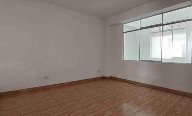 ✨Se vende Departamento con ascensor directo, amplios espacios y comodidad✨