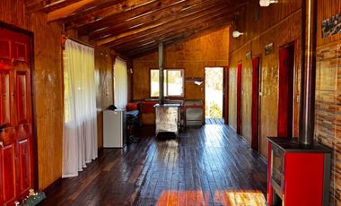 Se vende casa con 5,7 hectáreas con bodega
