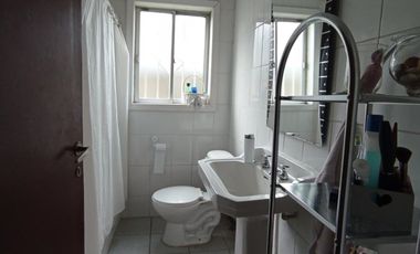AVENIDA ERRAZURIZ, CASA, DEPTO Y DOS CABAÑAS $ 275.0000.0000