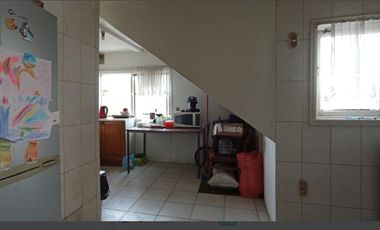 AVENIDA ERRAZURIZ, CASA, DEPTO Y DOS CABAÑAS $ 275.0000.0000