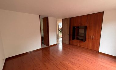 ARRIENDO CASA SECTOR VIVENZA – CHIA