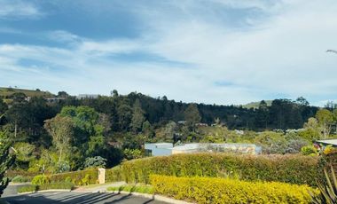 LOTE EN SENDEROS DEL EL RETIRO
