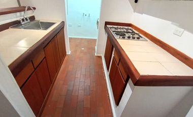 SE ARRIENDA  APARTAMENTO  MEDELLI8N  ANTIOQUIA