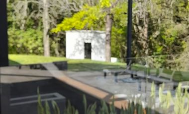 SE ARRIENDA  FINCA  RIONEGRO  ANTIOQUIA