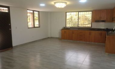 SE ARRIENDA  FINCA  MARINLLA  ANTIOQUIA
