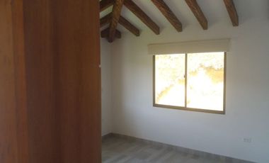 SE ARRIENDA  FINCA  MARINLLA  ANTIOQUIA