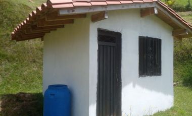 SE ARRIENDA  FINCA  MARINLLA  ANTIOQUIA