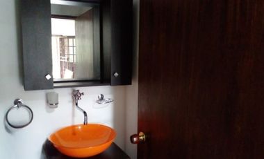 SE ARRIENDA  CASA  RIONEGRO  ANTIOQUIA