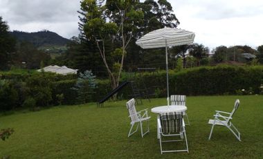 SE ARRIENDA  CASA  RIONEGRO  ANTIOQUIA