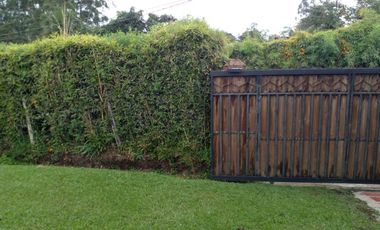 SE ARRIENDA  CASA  RIONEGRO  ANTIOQUIA