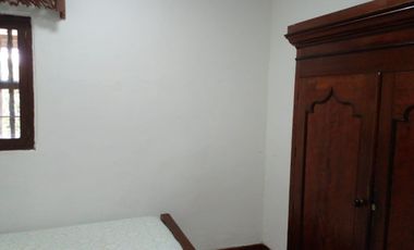 SE ARRIENDA  CASA  RIONEGRO  ANTIOQUIA