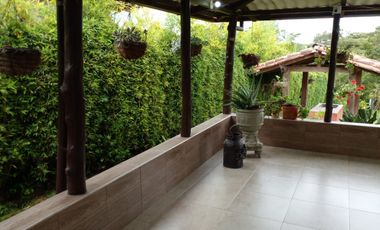 SE ARRIENDA  CASA  RIONEGRO  ANTIOQUIA