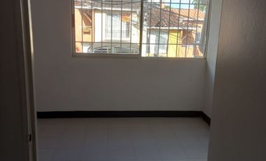 SE ARRIENDA  CASA  MARINILLA  ANTIOQUIA