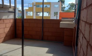 SE ARRIENDA  CASA  MARINILLA  ANTIOQUIA