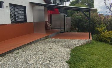 SE ARRIENDA  APARTAMENTO    ANTIOQUIA