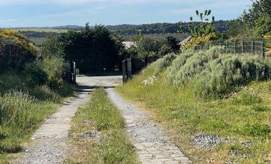 ¡OPORTUNIDAD! arriendo Parcela con casa soleada, Praderas de don Hernan, residencial, Puerto Montt.