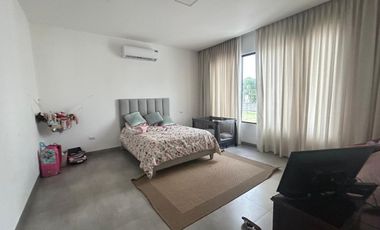 Punta Esmeralda, Renta de Hermosa Casa de 3 Dormitorios