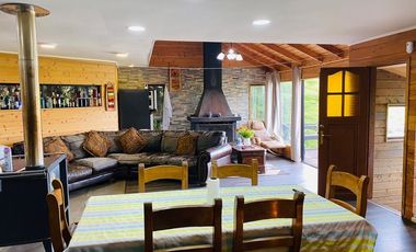 Casa exclusiva con entorno natural privilegiado