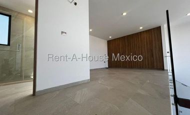 Diseño contemporáneo, luz natural y espacios para disfrutar sin límites QH2743
