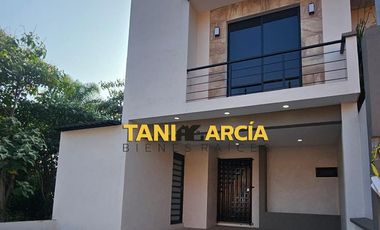 Vendo Casa Nueva en Córdoba, muy cerca de Plaza Cristal, Plaza Shangrila, Sam´s Walmart, Cinépolis