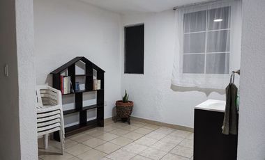 🏡 CASA AMUEBLADA EN RENTA – PRADERA 1
